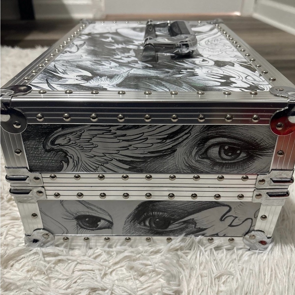 Kat Von D Angelino / Angeleno Train Case RARE - Picture 5 of 5